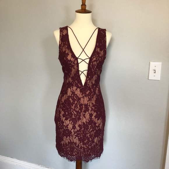 Tobi Dresses & Skirts - Tobi lace dress size Small